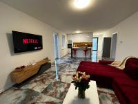 GRAND HYATT APPARTMENTS - Ferienwohnung Podhájska