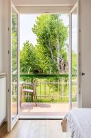 Trendy Aparment with garage right by the lake - Chambres d’hôtes Sirmione