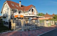 Pizza Sztori Apartman - B&B
