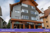 Rosa Edifício Bernhard Wolff - B&B