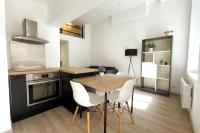 Taote - Studio avec terrasse au Coeur de ville - B&B Brignoles