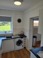 Jarvis Drive 3 Bed contractor house In melton Mowbray with parking - B&B Melton Mowbray