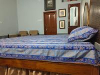 Deluxe Room (2 Adults + 1 Child)