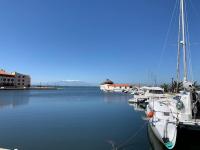 T2 NEUF + BATEAU / PISCINE SUPER INFRASTRUCTURES - Bed and Breakfast Le Barcarès