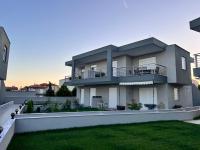 Royal Apartments - Nikiti - B&B