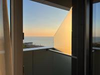 Batumi Black Sea Apartment - B&B Batumi