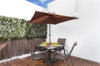 Lisbon Zoo House II - B&B Lisboa