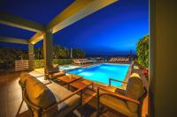 Mythic Olive One floor villa-Amazing View-Heated Poll - B&B Lygidés