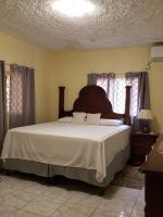 Deluxe Zimmer mit Kingsize-Bett