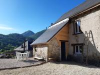 LE SOULEILHOU, 4/6 pax, Gîte, Pyrénees, rando,calme&nature - B&B Oust