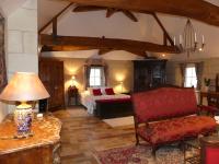 Triple Room with Pool View