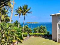 ILET BLEU studio cosy RDC vue mer et jardin - Accès direct plage - B&B Le Gosier