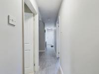Luxury accommodation by Our Home Short Stays with free parking fast wifi and TVs in every room ideal for contractors and families - B&B