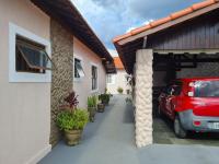 Casa com quarto e suíte - B&B