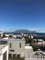 Imany Guest House - Bed and Breakfast Bloubergstrand