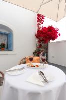 Moon Cactus Traditional Cave Suite with Jacuzzi - B&B