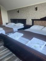 Chambre Quadruple - Vue sur Montagnes