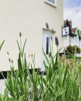 2 Bed Village Cottage With Free Parking For Work Stays & Holiday Breaks - B&B Newton Aycliffe