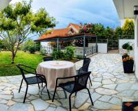 B&B Dobra Voda - Apartman Dabecic - Bed and Breakfast Dobra Voda