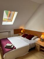 Triple Room with Bath
