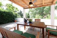 Apartment TARA - B&B Novalja