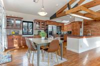 Spacious - High Ceilings - 4 Min to Beaver Creek - B&B