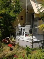 Golem Beach Apartment with Enchanting Garden - B&B