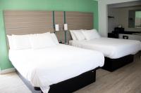 Habitación con 2 camas grandes