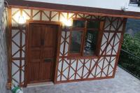 Near to Uzungöl-NANAGA1883-Entire 1 Bedroom Flat with Balcony-Lake-Mountain View - Chambres d'hôtes Trabzon