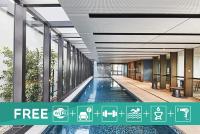 Luxury 3BRM Condo Pool Yoga Gym 2-Carport BoxHill - B&B Box Hill