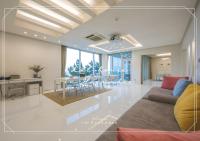 B&B Busán - 500m2 Busan Ocean view private Let house 부산 오션뷰 3개층 대저택 독채펜션 렛하우스 - Bed and Breakfast Busán