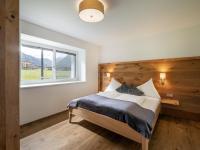  Apartment im 1. Stock mit zwei Balkonen See- und Bergblick