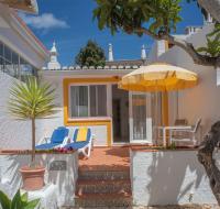 Cozy well-decorated one bedroom apartment in Luz - Bed and Breakfast Senhora da Luz