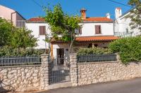 Holiday Home Antony - Bed and Breakfast Miholašćica