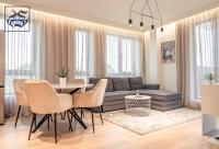 Urban Exec Suite with Free Gym Pass, Full Office Setup and Designated Parking Space - B&B Plovdiv