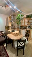 B&B Helsinki - Lovely apartment in the centre, street level and inner yard - Bed and Breakfast Helsinki