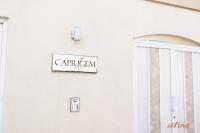 Stunning Holiday Villa with a Heated Jacuzzi - B&B