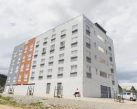 Luxe Studio and 1 bedroom Apartment - B&B