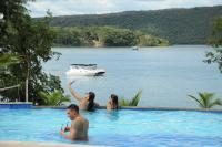 ALDEIA do LAGO Caldas Novas Lindo Apt com Cozinha Mobília Nova Pode Levar Bebidas na Área das Piscinas - B&B