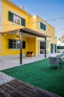 Beautiful Villa in Sunny Lagoa - Bed and Breakfast Sesimbra
