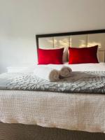 B&B Durban - Modern Luxury 3 bedroom house - Bed and Breakfast Durban