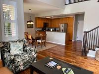 Summer Special! Hilton Pool Pass included! - B&B Waikoloa