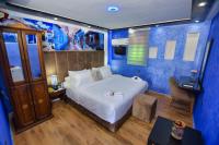 Double or Twin Room with Shared Terrace