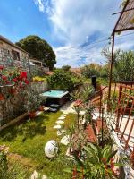 Holiday Home Skala and Kala with hot tubs - B&B Pitve