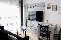 B&B Tirana - New and Comfy Studio with Mountain View at 'Mangalem21 Complex' - Bed and Breakfast Tirana