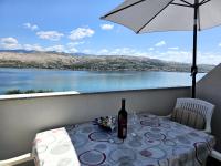 Apartmani Maestral Fabijanić - Bed and Breakfast Pag