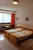 Driepersoonskamer met Badkamer