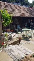 Historisches Fachwerkhaus "Hoher Hirschen" mit romantischem Hof und Garten - Charmantes Studio und grosses, museales Apartment - Chambres d'hôtes Bodman-Ludwigshafen