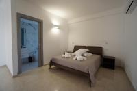 Chambre Double - Vue sur Piscine