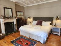 B&B Grahamstown - Wishford Cottage on Worcester - Bed and Breakfast Grahamstown